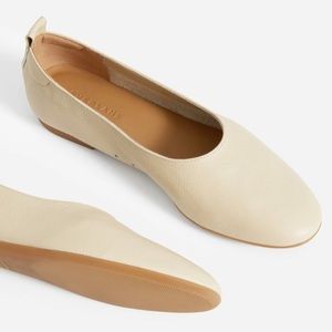 Everlane Italian Leather Day Glove Flats cream 7 NEW